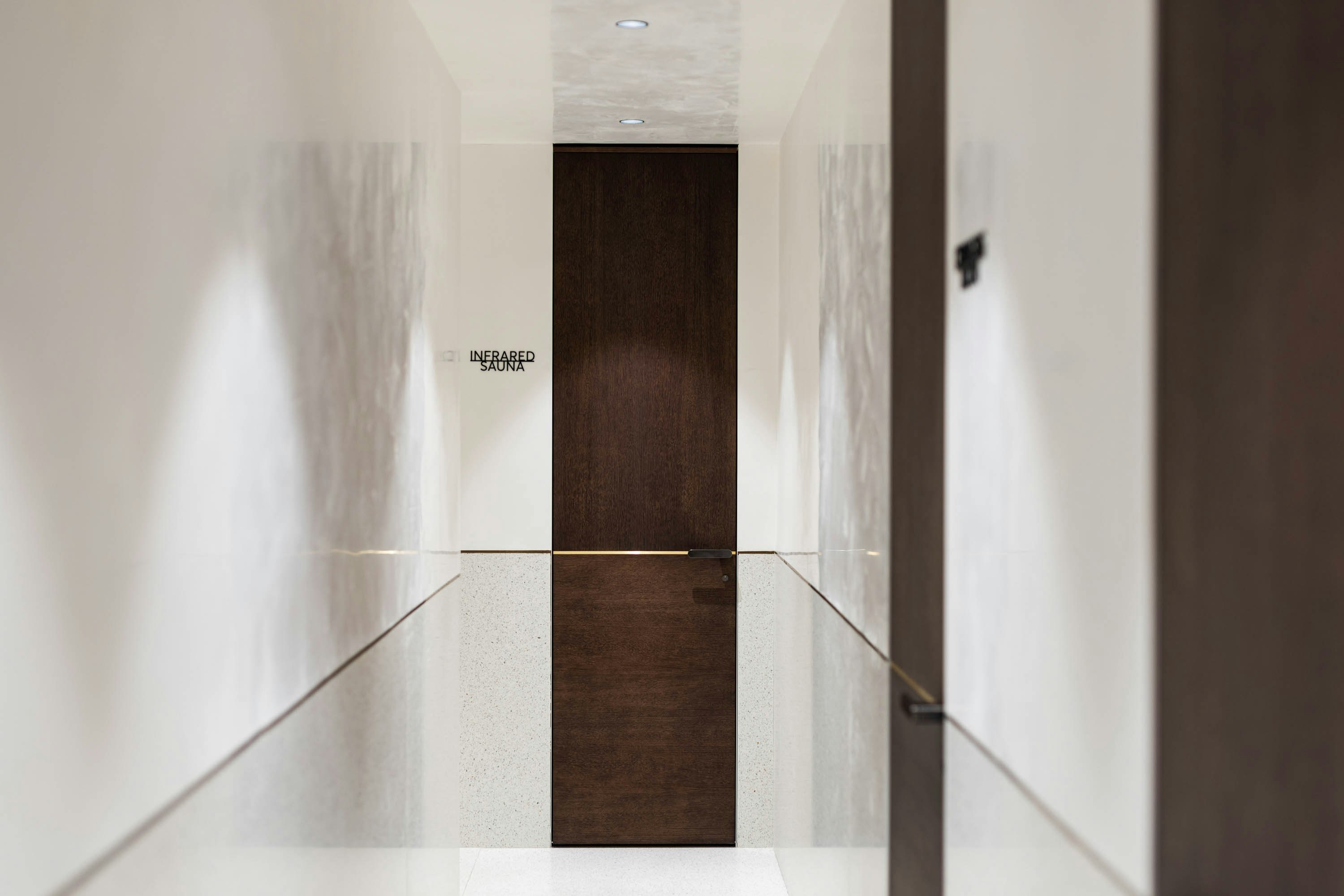 Juno Hotel Sofia, a Member of Design Hotels 13/26
