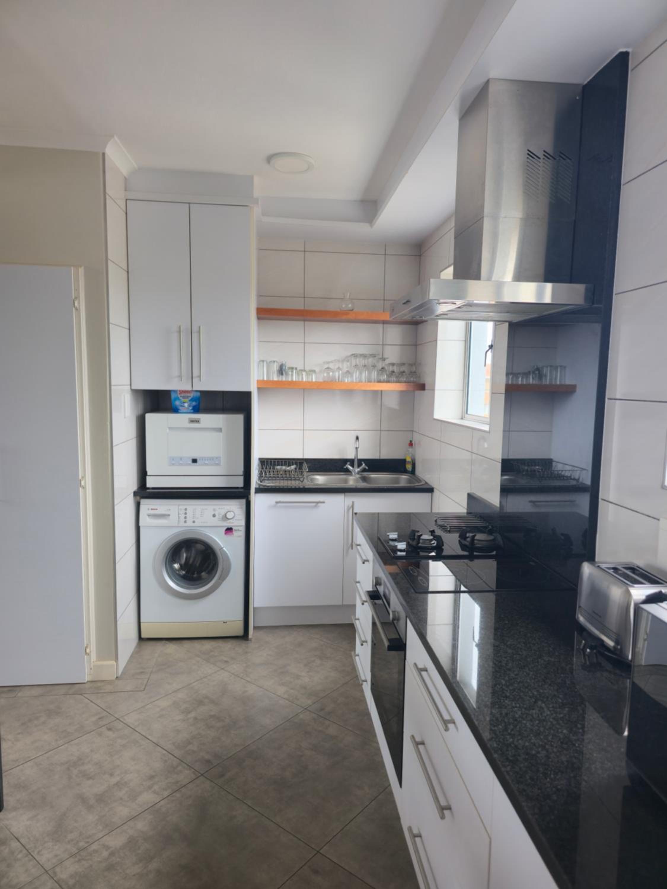 Admiral S Lodge Guest House B B 76/83