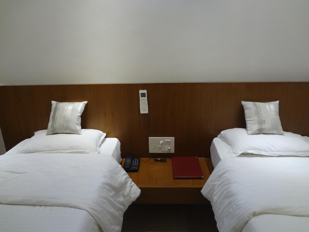 Hotel Vintage 25/50