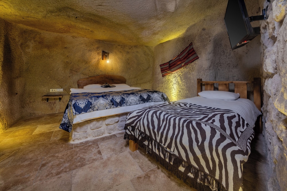 Lubberona Cave Cappadocia 9/50
