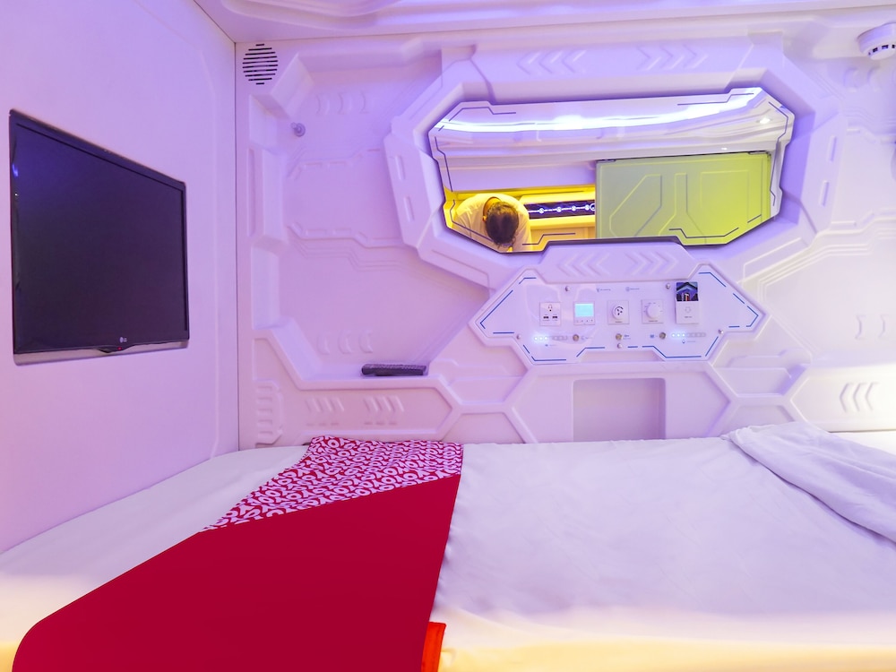 Hotel O Fiducia Capsule Hotel 9/15