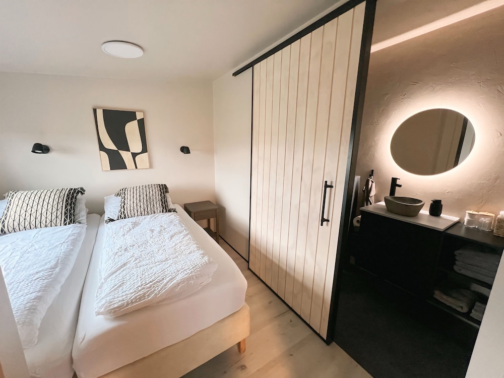 Gardur Apartments 23/65