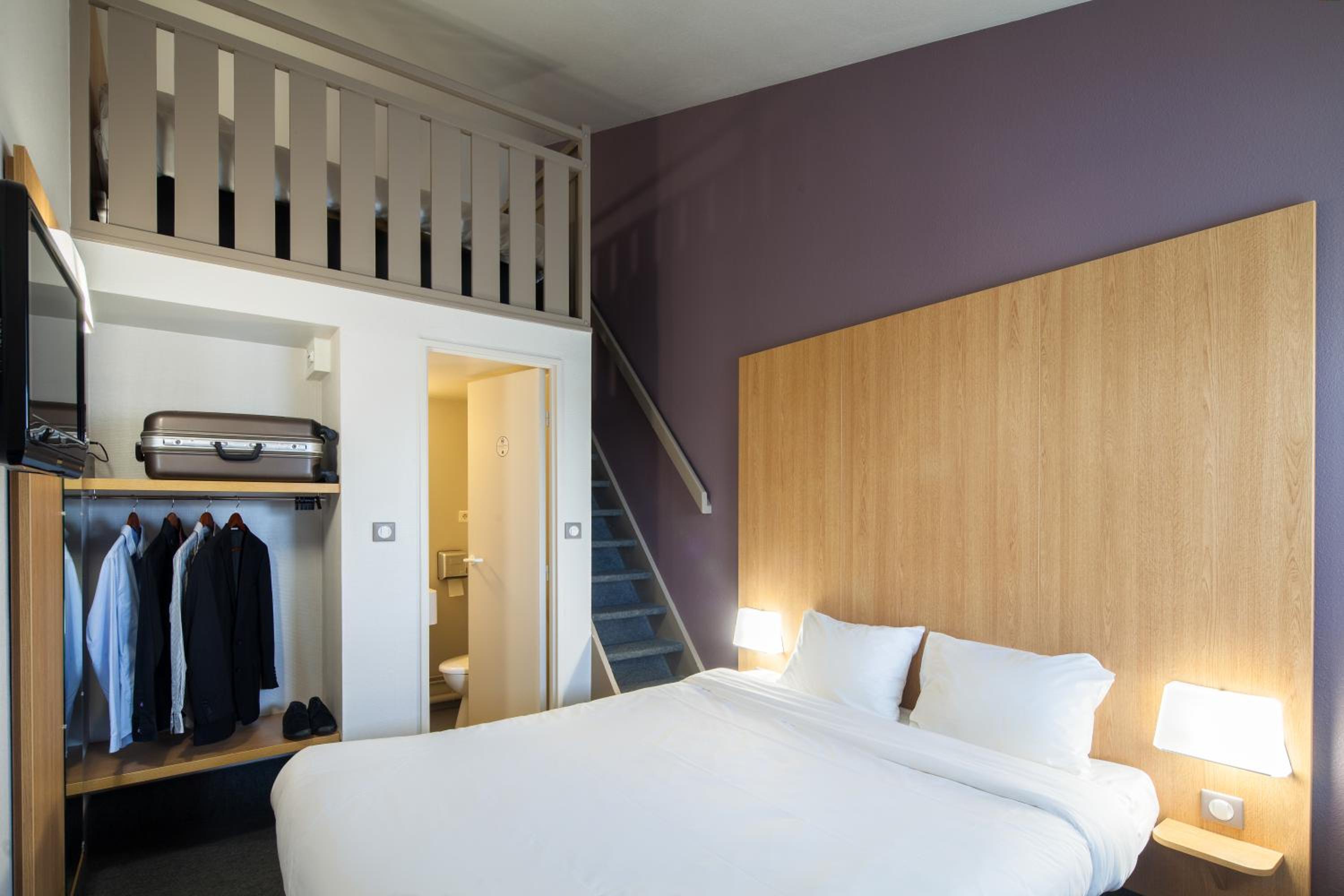 Quadruple room