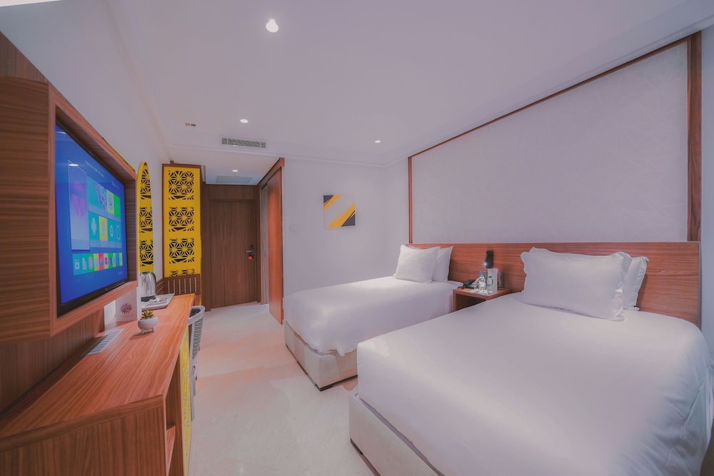 Oum Palace 14/62