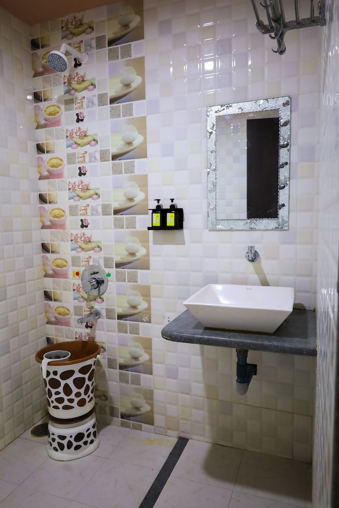 Hotel Sai Bansi 36/36