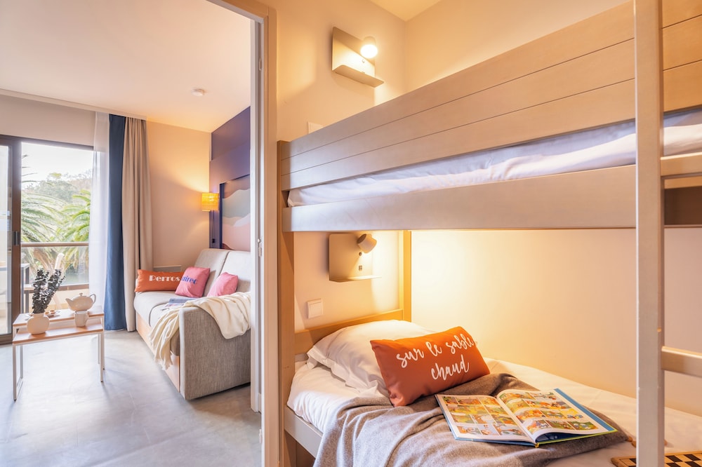 Renovated, Studio, Bunk Bed, Sofa, Balcony or Terrace