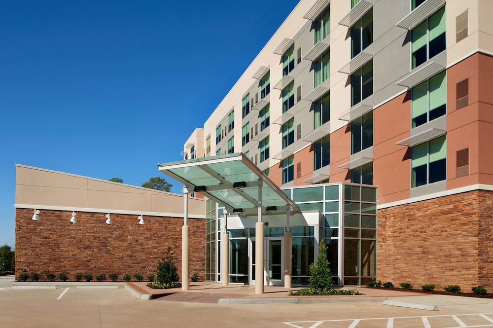 Hyatt Place Houston / The Woodlands 7/64
