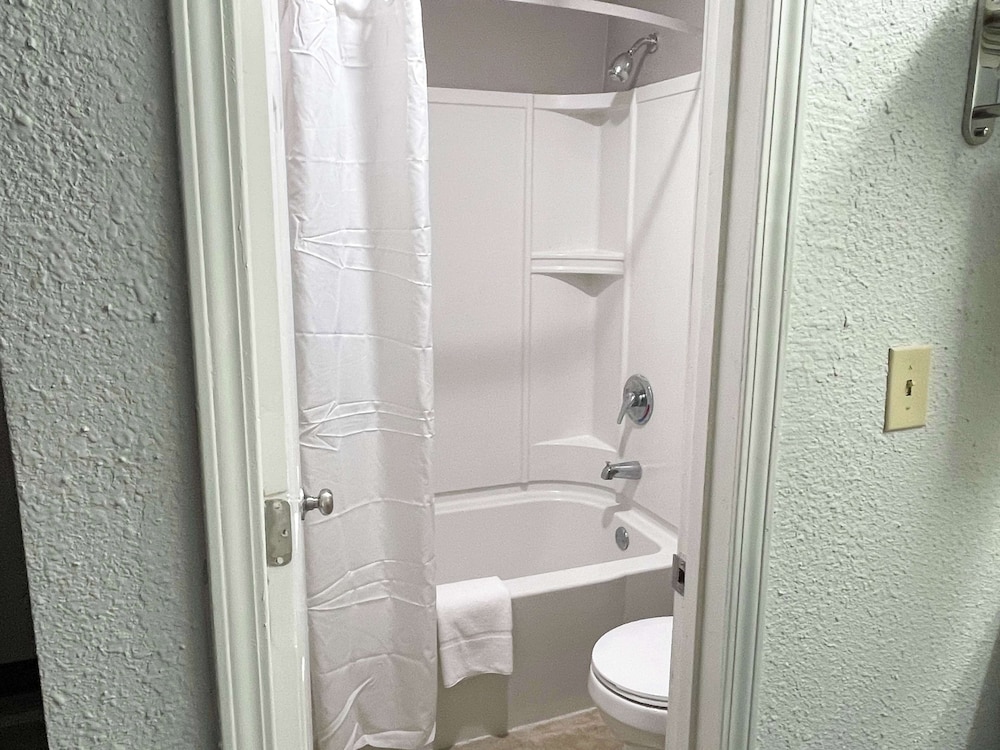 Motel6 West Columbia, SC - Airport 23/24