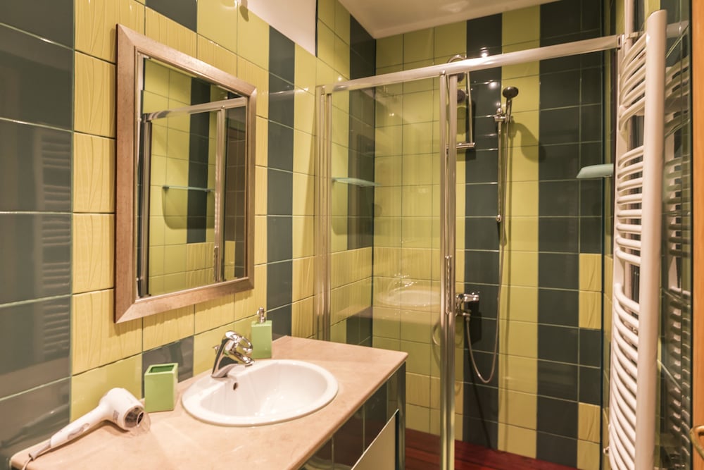 PRINCE RESIDENCE(FORMERLY VESUVIO PRICE RESIDENCE APARTHOTEL) 25/75