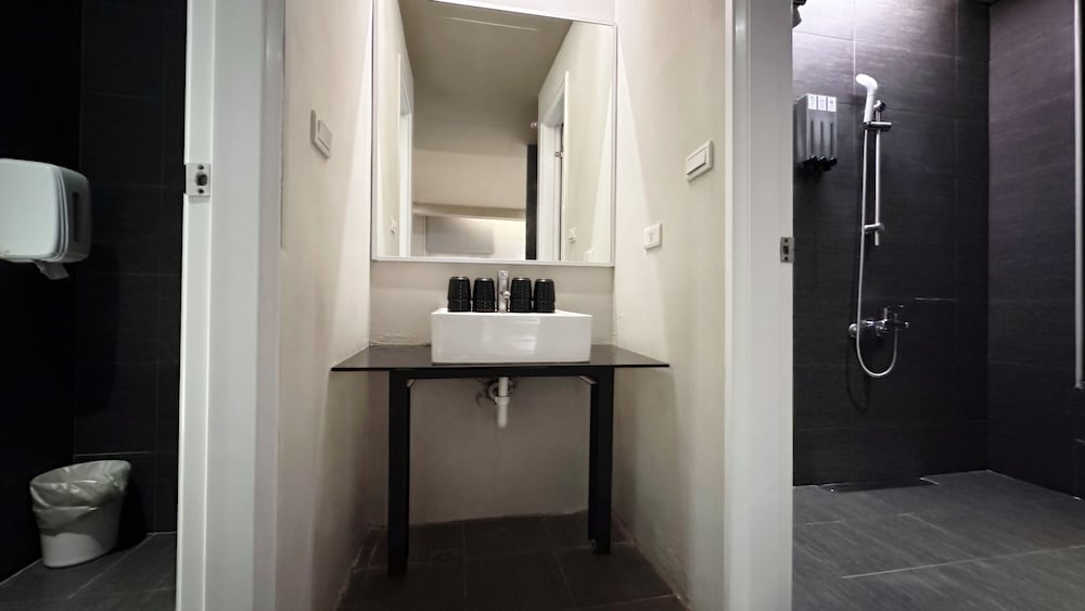 Kiwi Express Hotel-Taichung Station Branch Ii 60/60