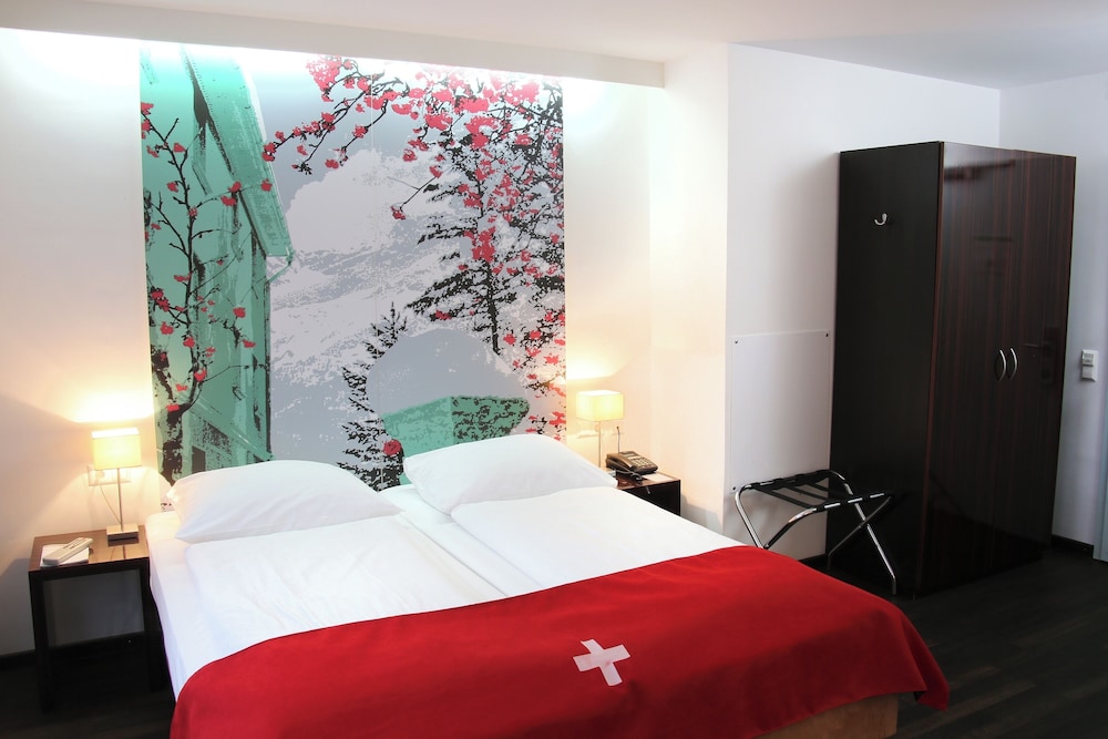 SUPERIOR, DOUBLE BED