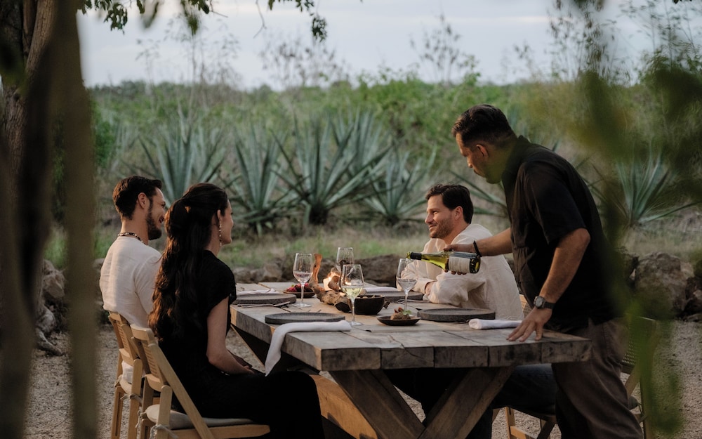 Viatura Hacienda Xtojil 8/50