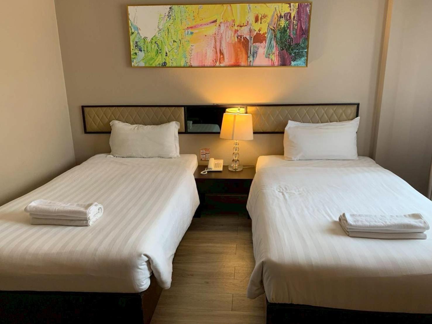 Taris Art Hotel Phrae 13/96