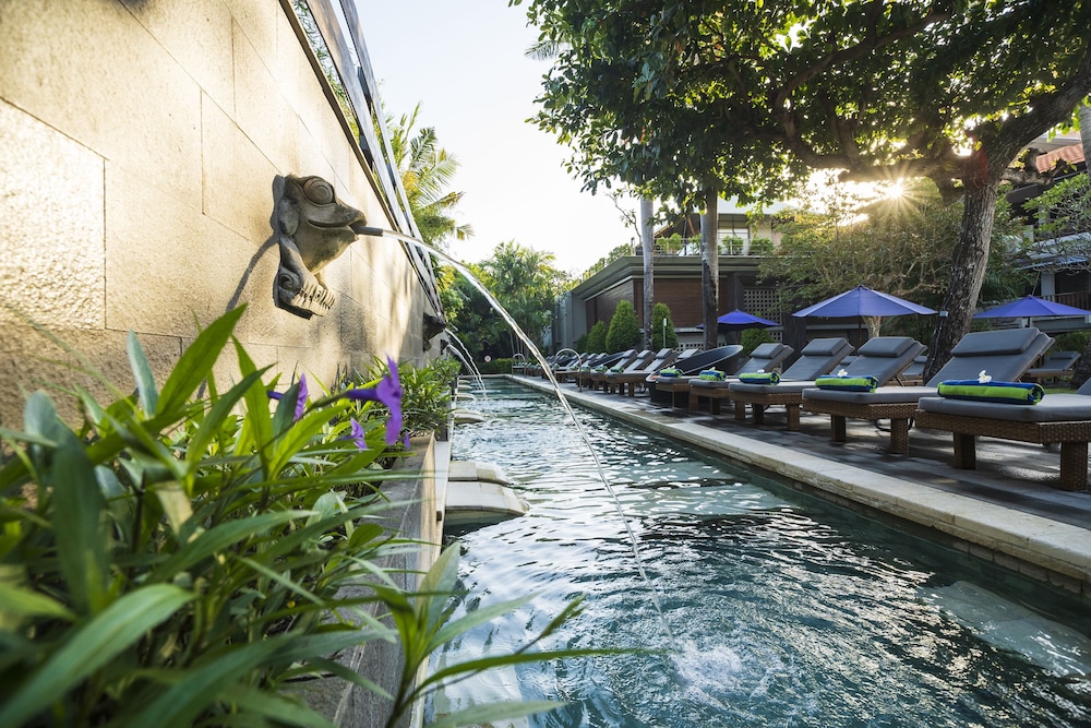 Bali Dynasty Resort 38/64