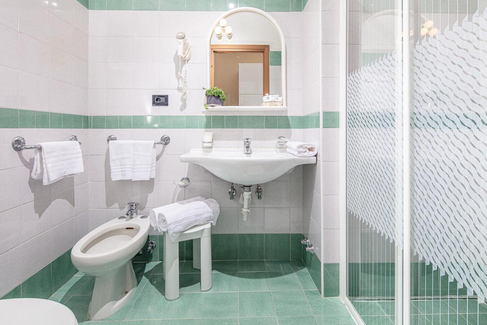 غرفة رباعية بشرفة، Royal Hotel Bibione 3/3