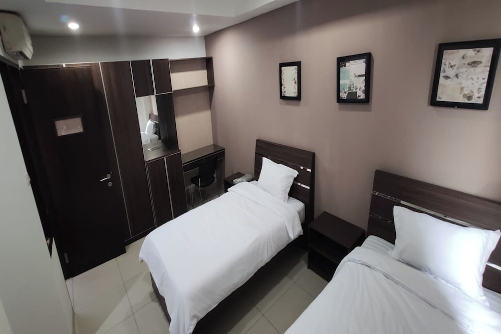 Behomy Corner 8 Lippo Karawaci by ZUZU 39/67