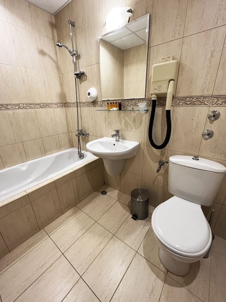 Orbita Hotel 47/49