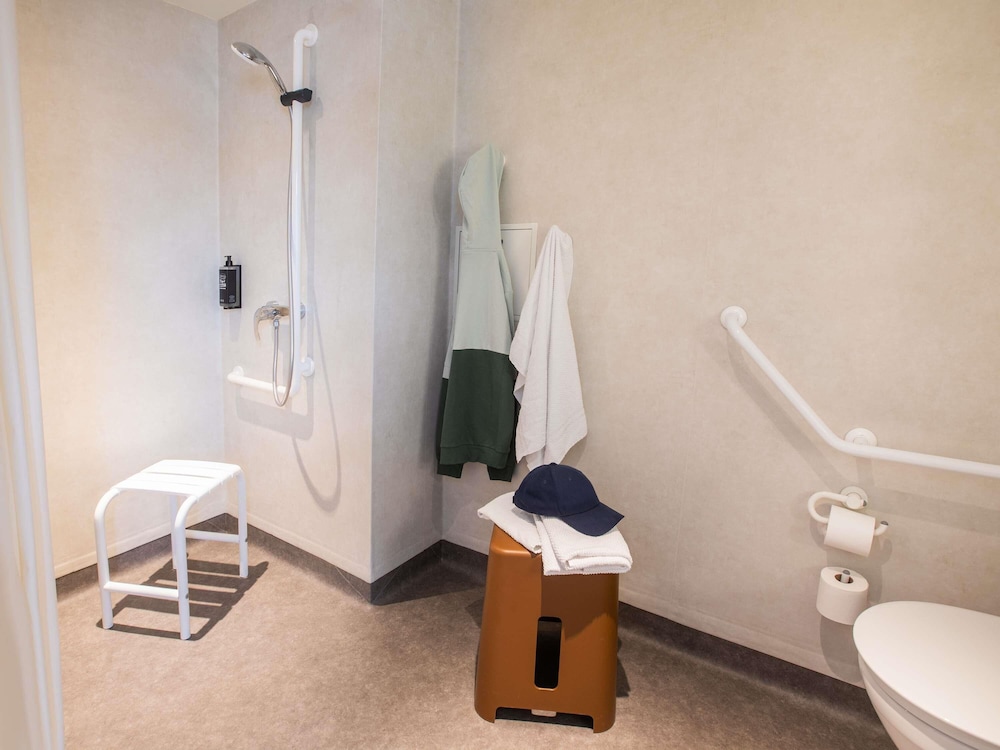غرفة قياسية بسريرين منفصلين لذوي الإعاقة، ibis budget Strasbourg Centre Republique 2/2