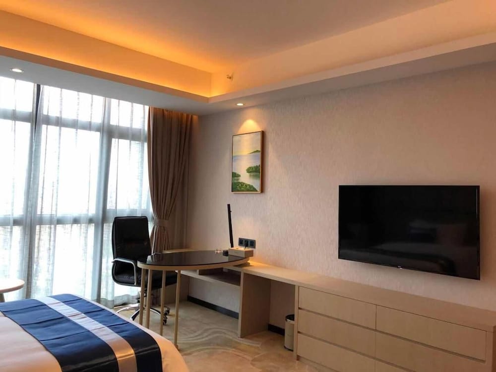 Howard Johnson by Wyndham Life Changrong 19/25