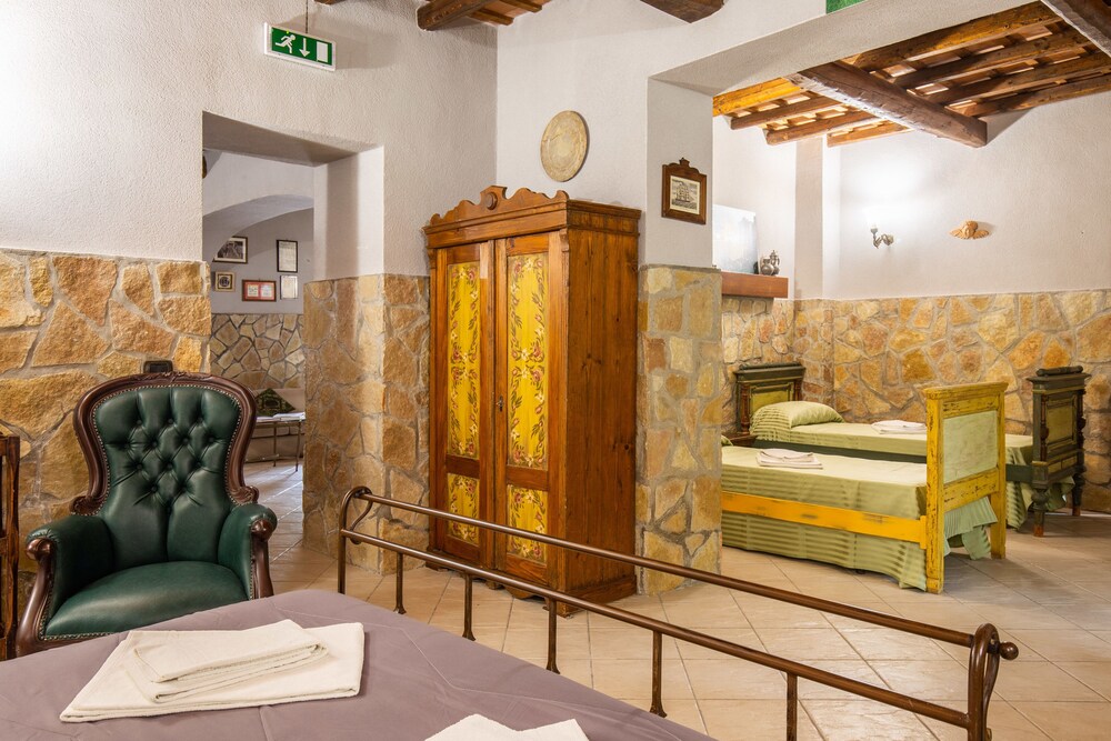 Villa Pilati Bed & Breakfast 50/50