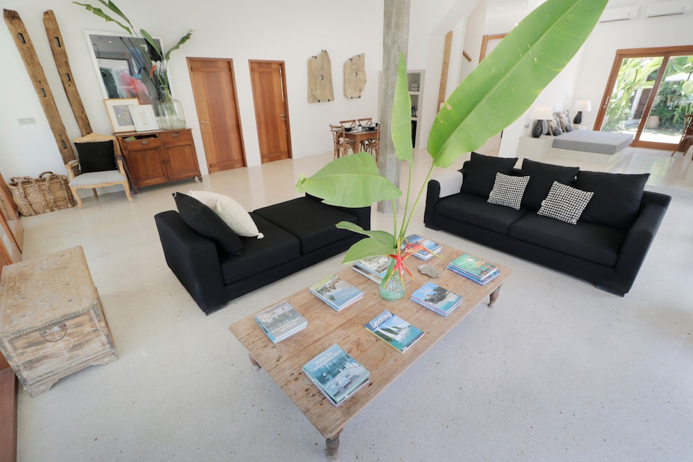 The Apartments Canggu 28/50