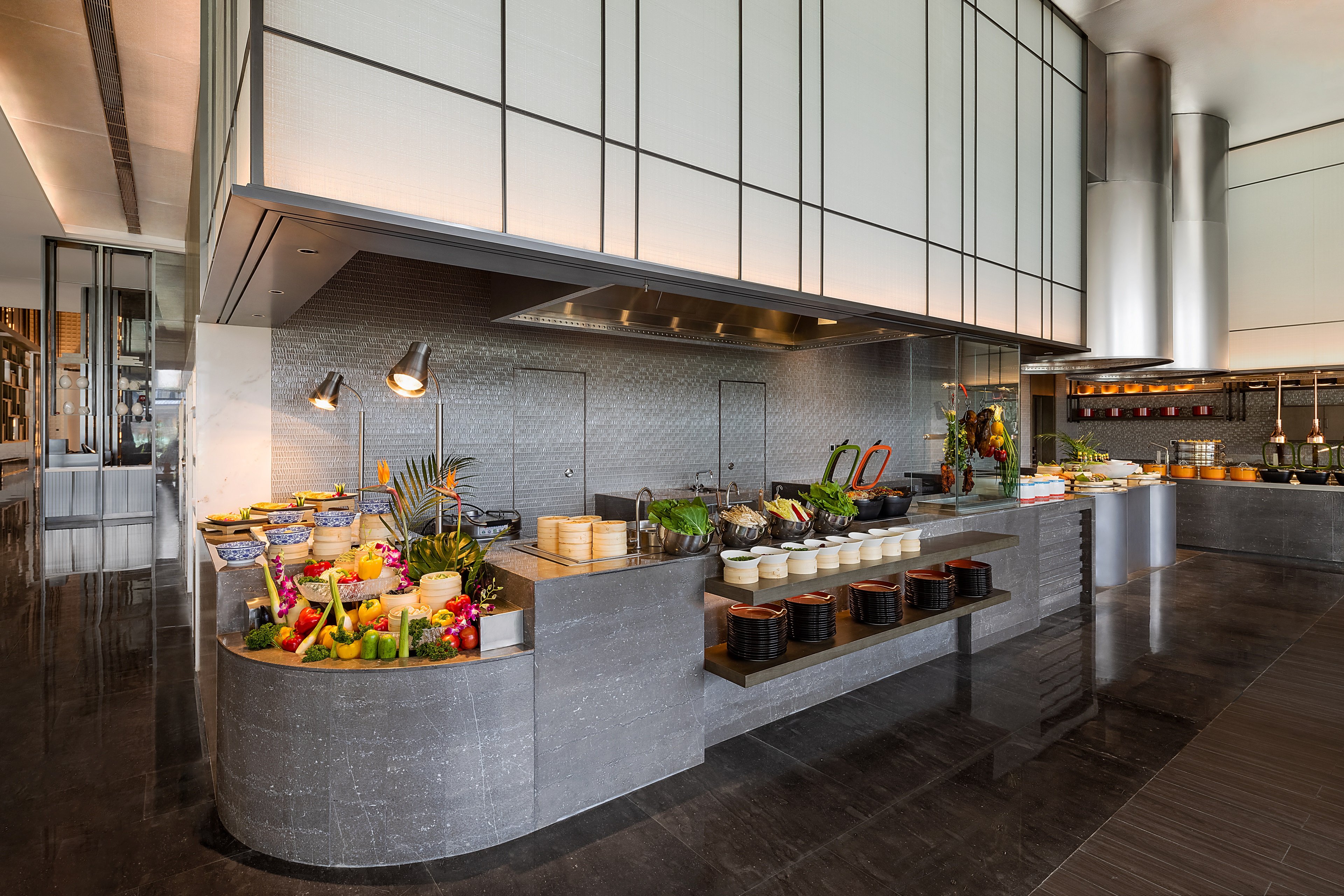 Crowne Plaza Qingdao Jinshui 33/84