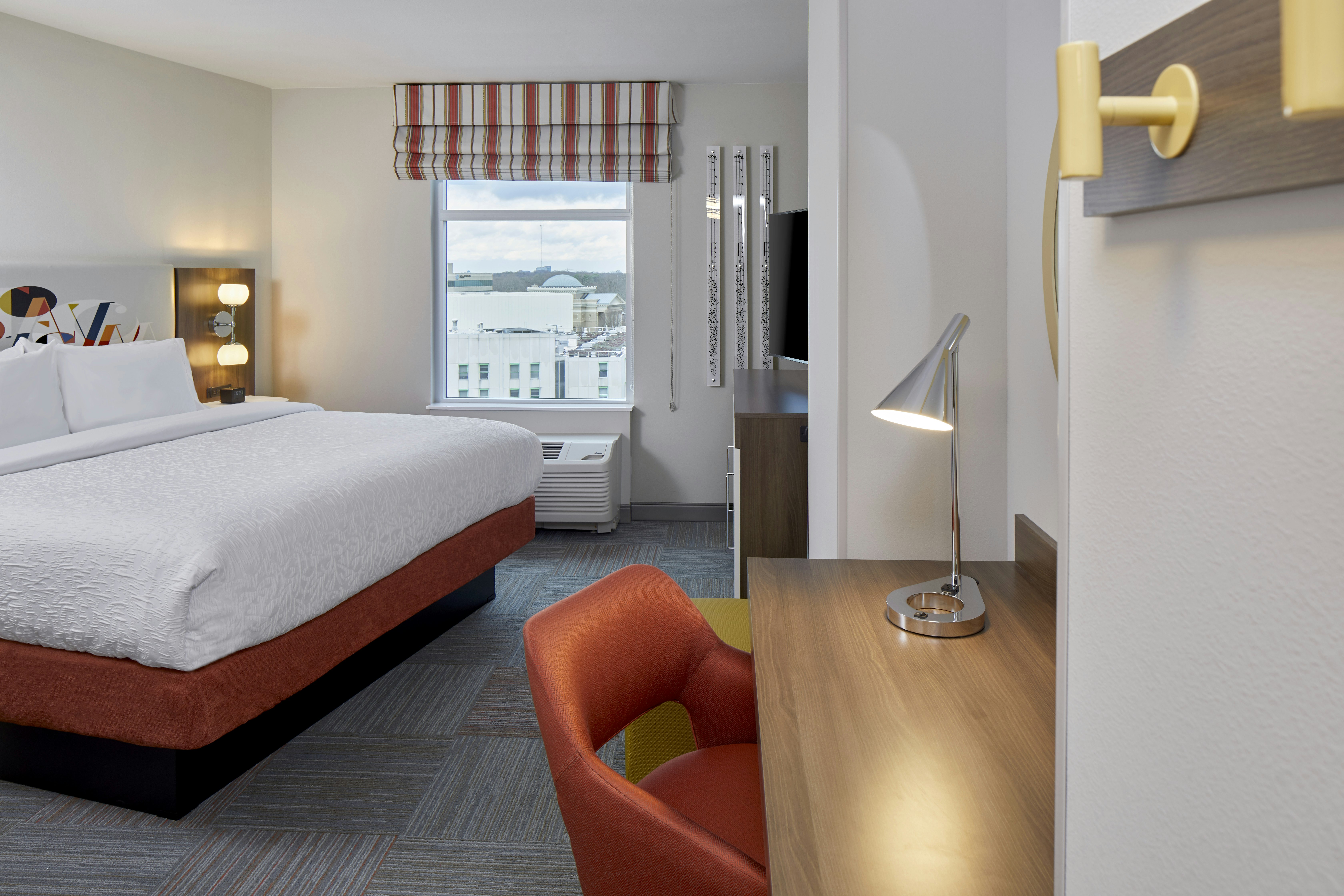 ROOM, KING BED, WITH VIEW