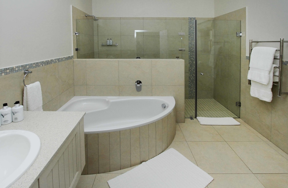 Montagu Vines Guest House 47/50
