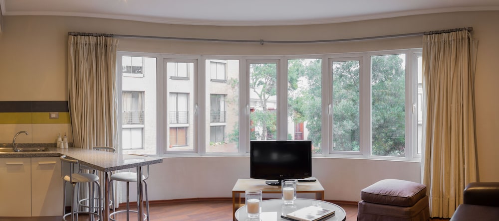 Lastarria Hotel and Aparts 57/64