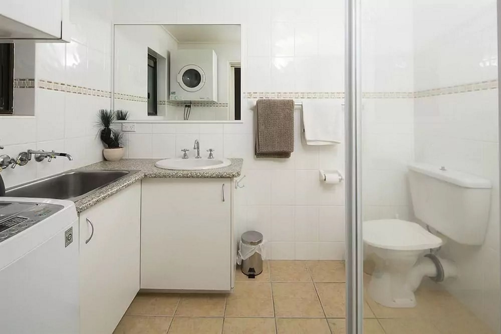 Burleigh Palms Holiday Apartments 21/75
