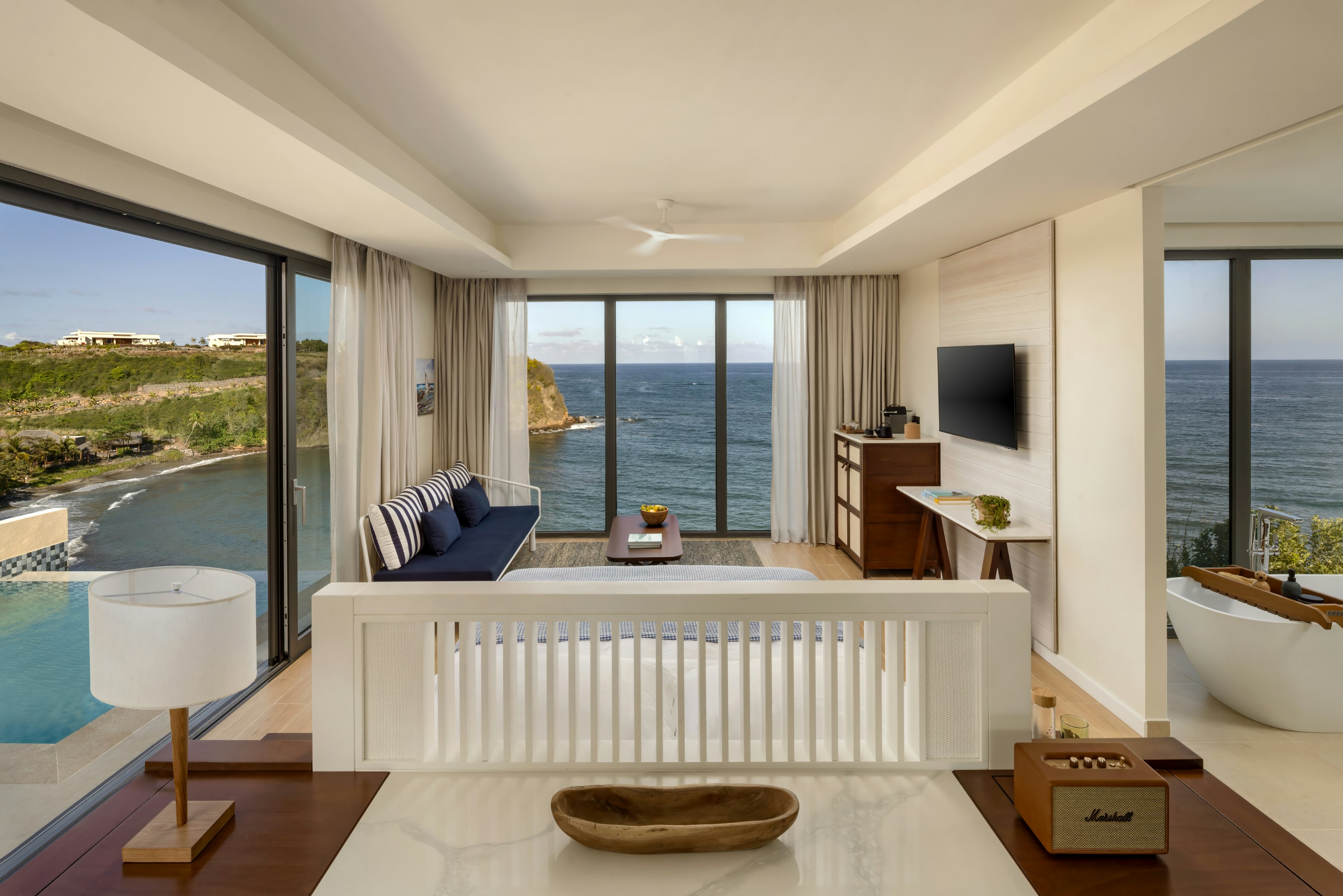 Suite, Panoramic Ocean View, with Pool
