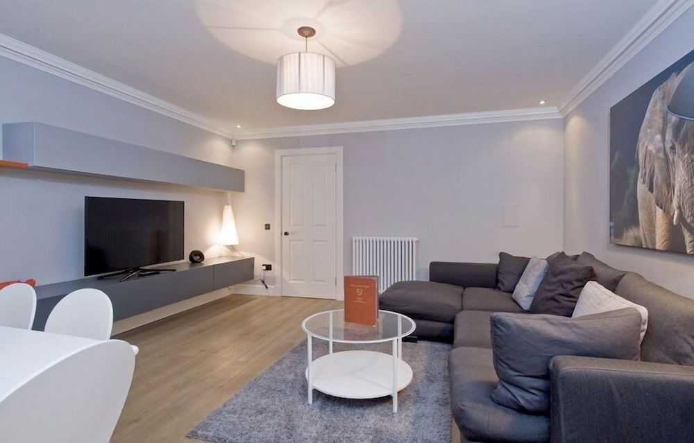 Destiny Scotland - Q-Residence 15/29