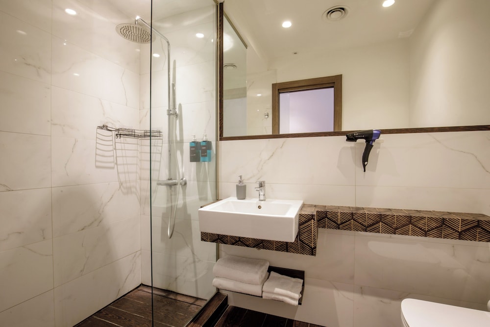 corso grand suite 44/50