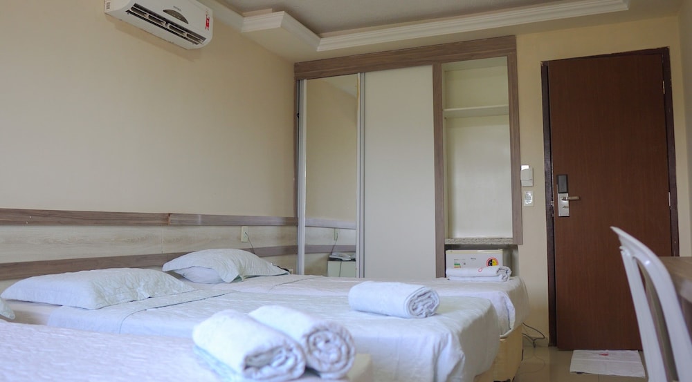 Altiplano Hotel 4/43
