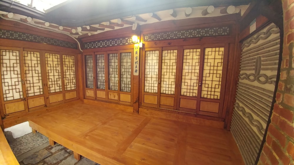So Hyeon Dang Hanok Guesthouse 44/67