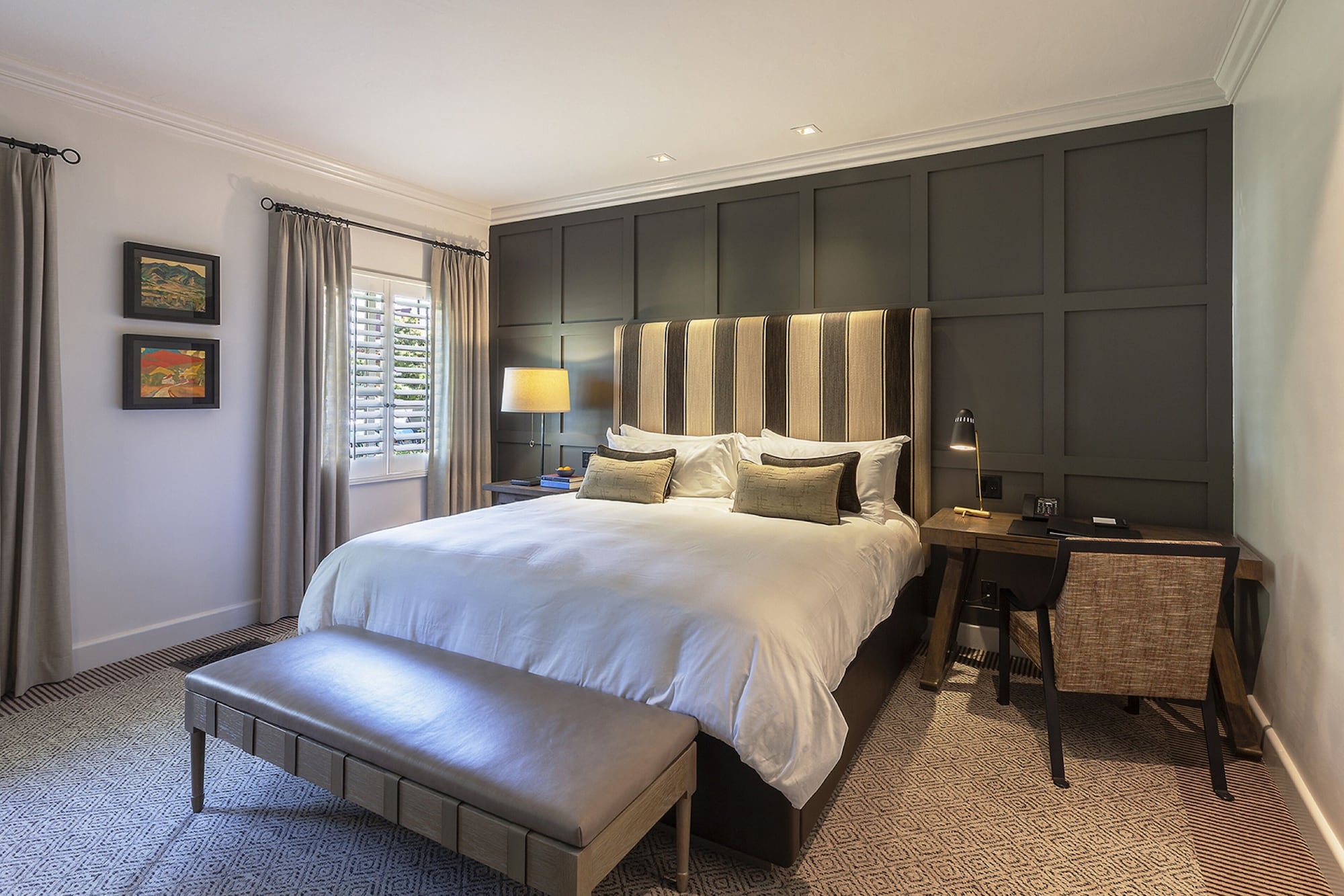 Estate, Murphy Bed, King Bed