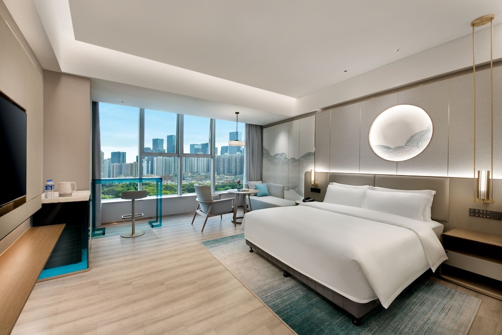 DELUXE, EXECUTIVE, KING BED