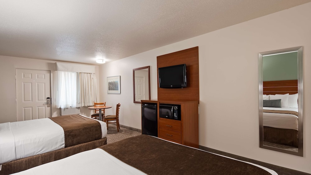 Best Western Buffalo Ridge Inn 18/33