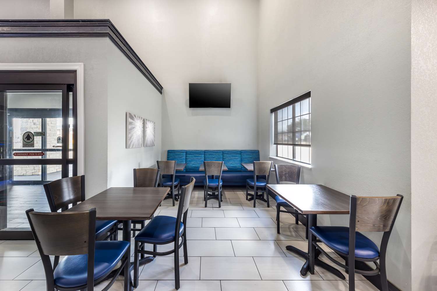 Best Western Atoka Inn And Suites 32/38