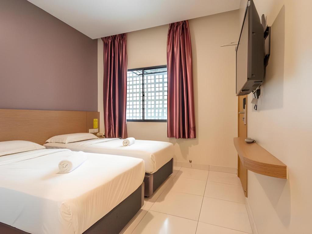 Swing & Pillows at PJ21 Petaling Jaya 15/34