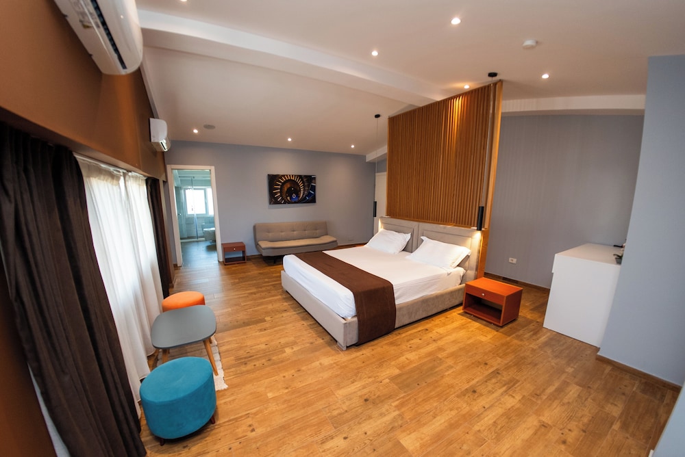 Olivar Hotel Tirana 24/60