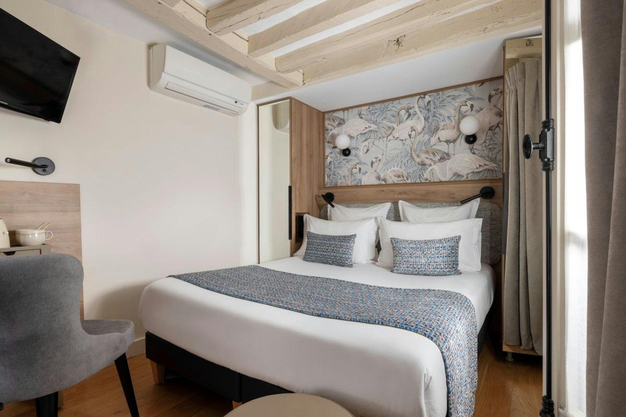 3 Bedrooms, Apartment