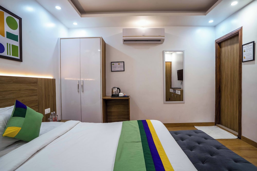 Hotel Holiday Hill 36/57