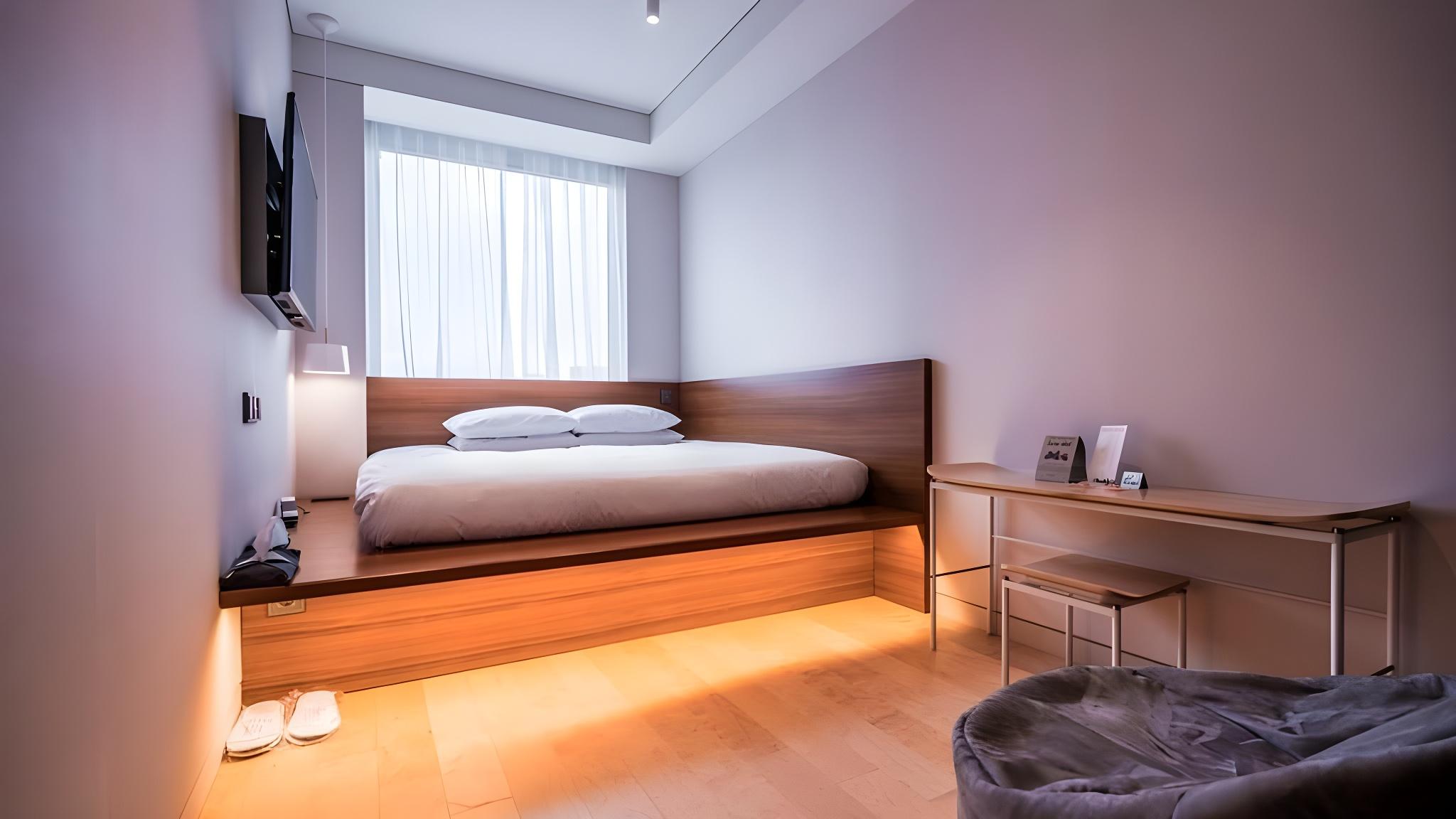 Uptown, Deluxe, King Bed