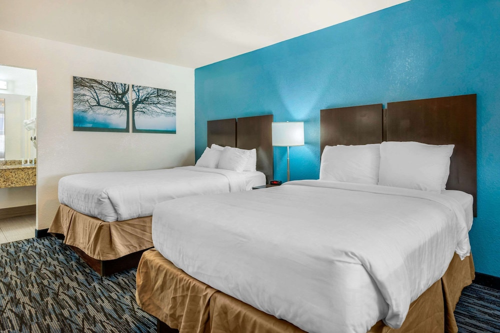 Quality Inn and Conference Center Tampa-Brandon 11/42