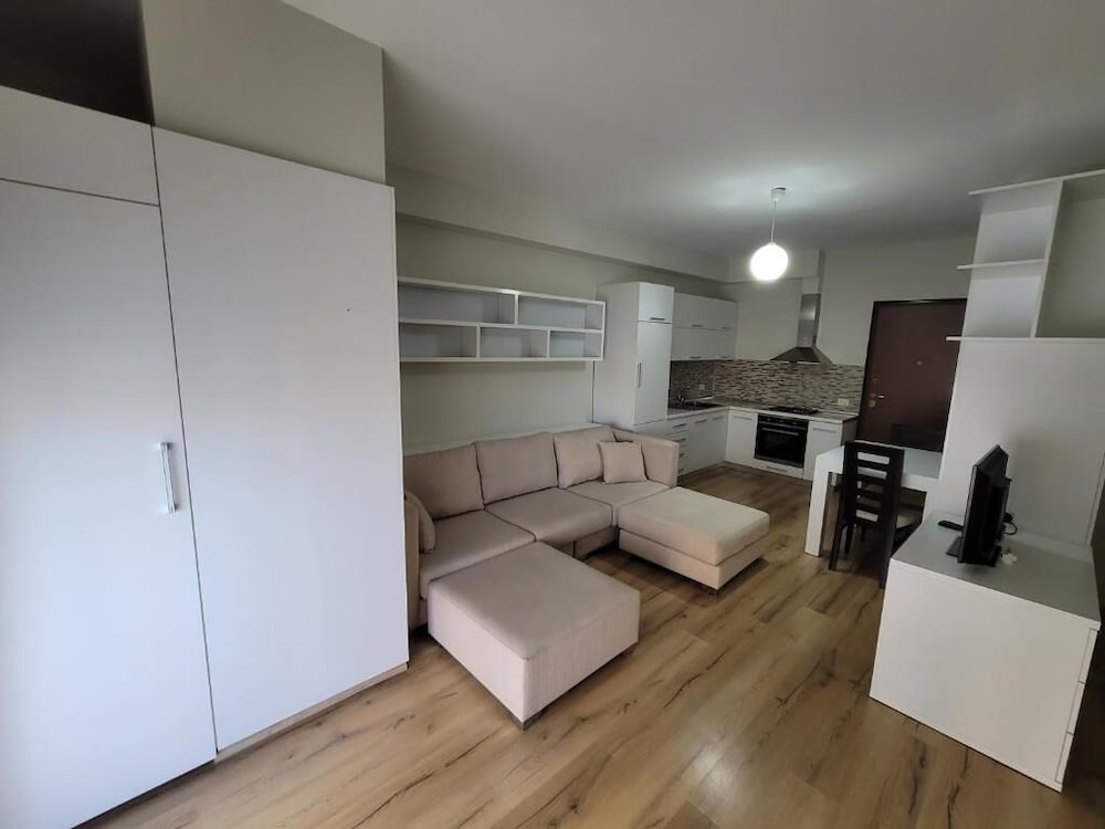 Haris Hotel Vlore 27/50