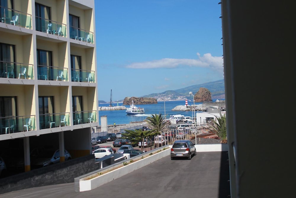 Caravelas Hotel 53/65