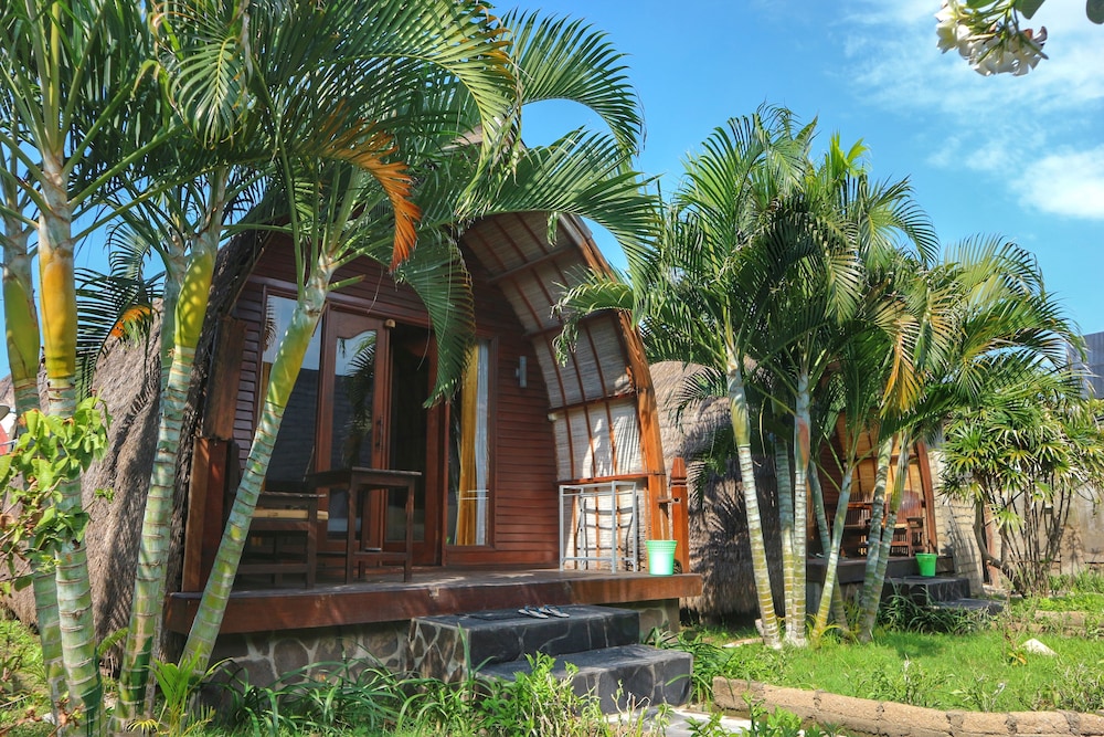 GiliPaddy Resort 12/65