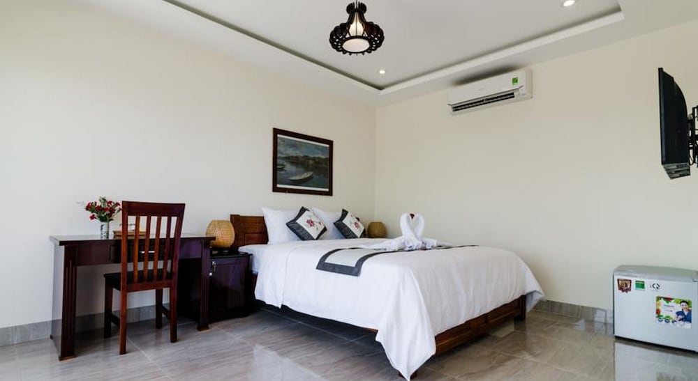 The Moon River Homestay Villa 24/50