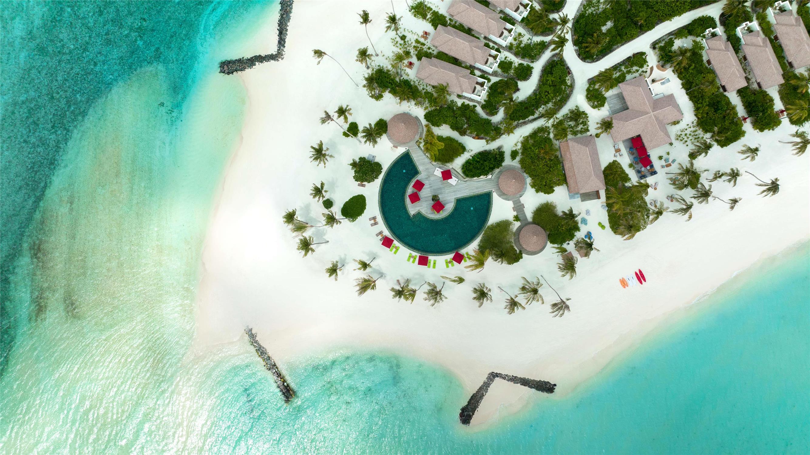 Melia Whale Lagoon Maldives 62/66
